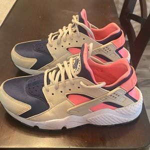 Nike Huarache Oatmeal, Pink and Navy